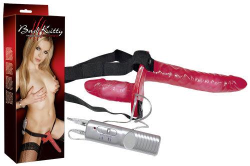 Bad Kitty Double Strap-on Připínací penis vibrační - růžový Bad Kitty