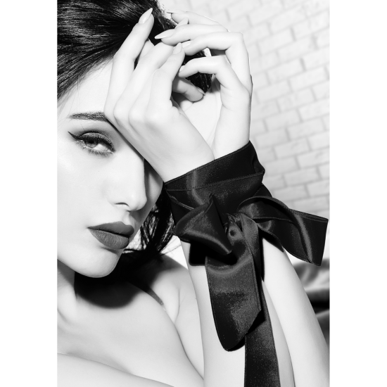 Hedvábná bondage stuha